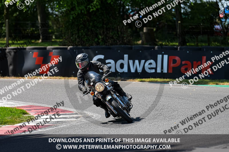 cadwell park;cadwell park photographs;cadwell trackday photographs;enduro digital images;event digital images;eventdigitalimages;peter wileman photography;racing digital images;trackday digital images;trackday photos
